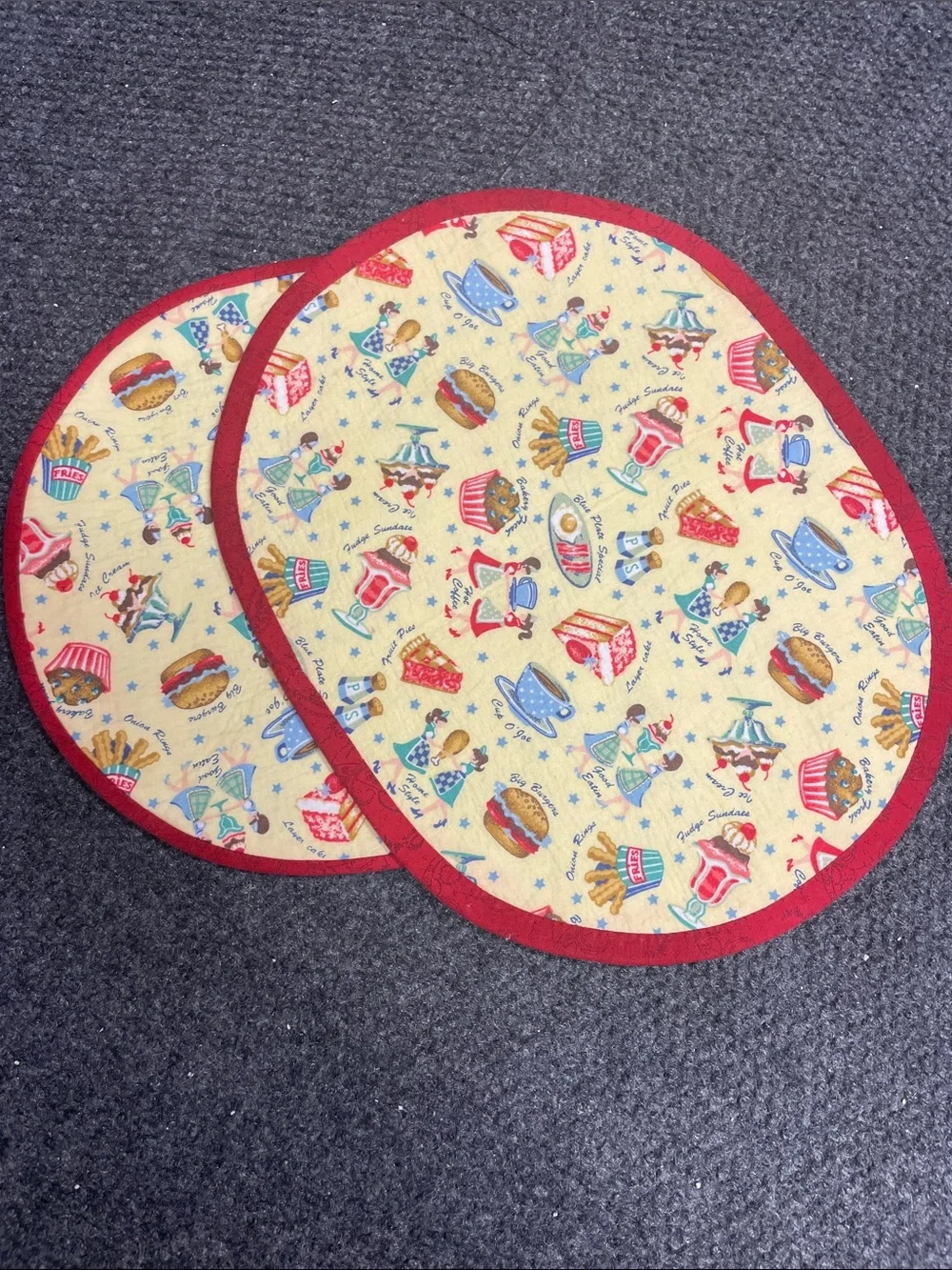 Handmade oval quilted hand sewn placemats 1950s diner ice creamparlor shop